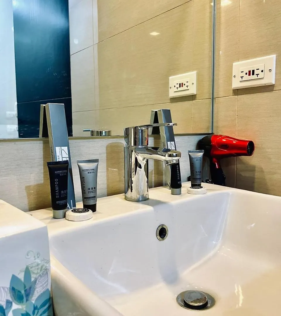 Bayshore 2 Residences Manila 0*,