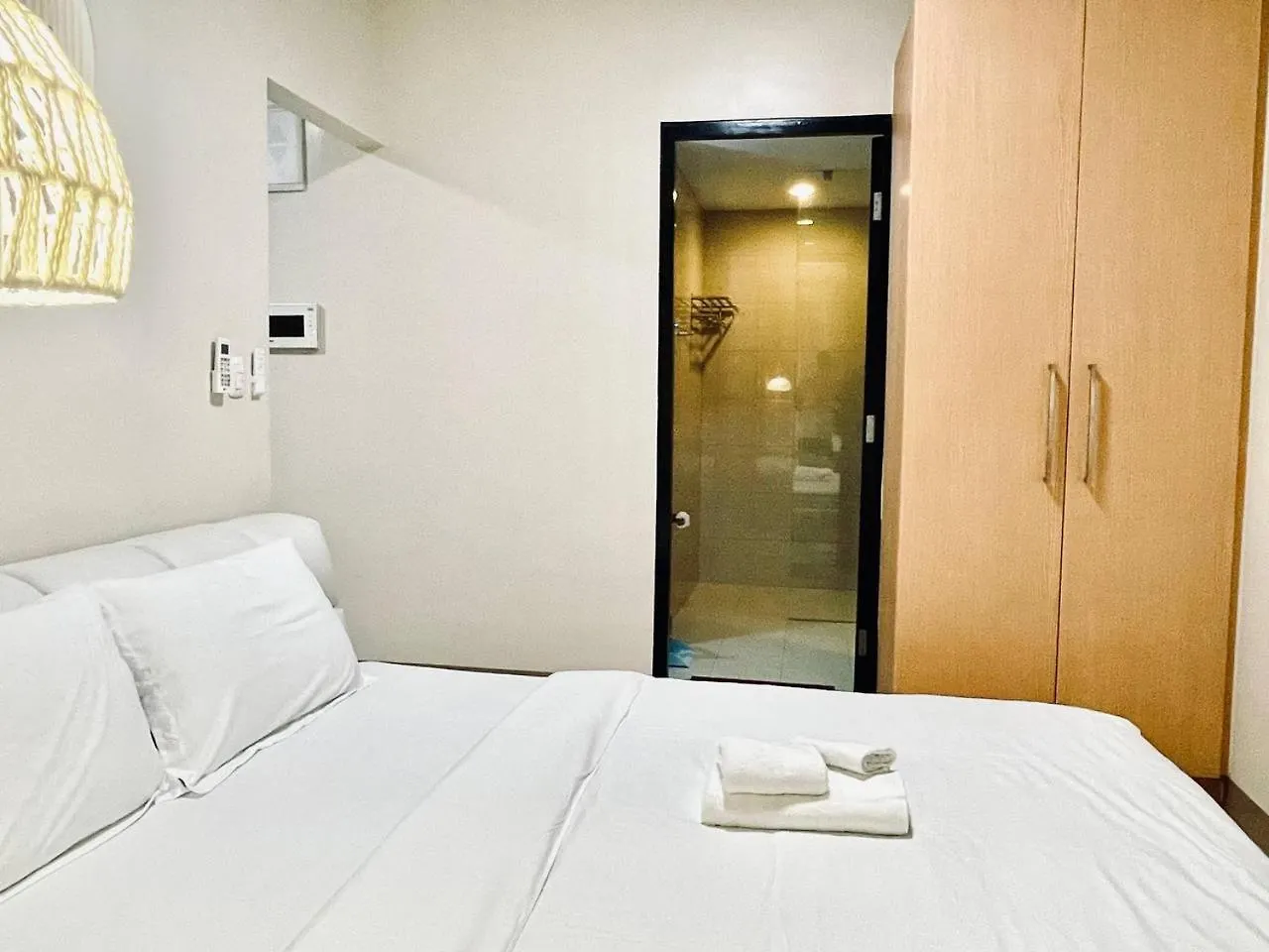 Apartment Bayshore 2 Residences Manila Philippines