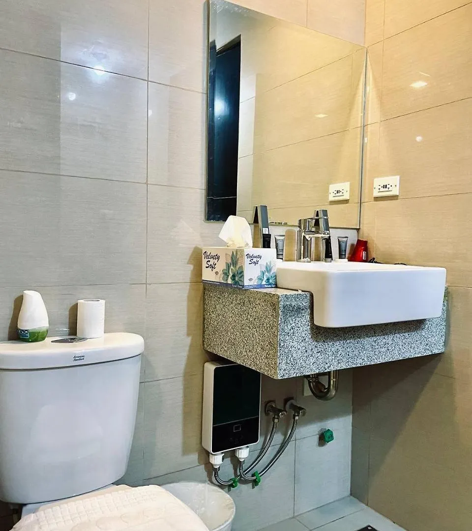 Bayshore 2 Residences Manila 0*,  Philippines